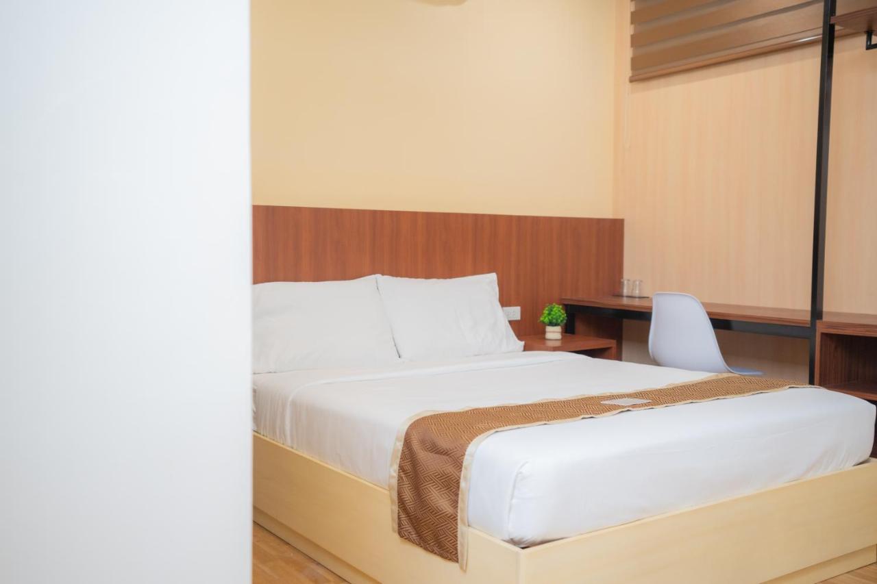 Sundaze Dormitel Hotel นากา ภายนอก รูปภาพ